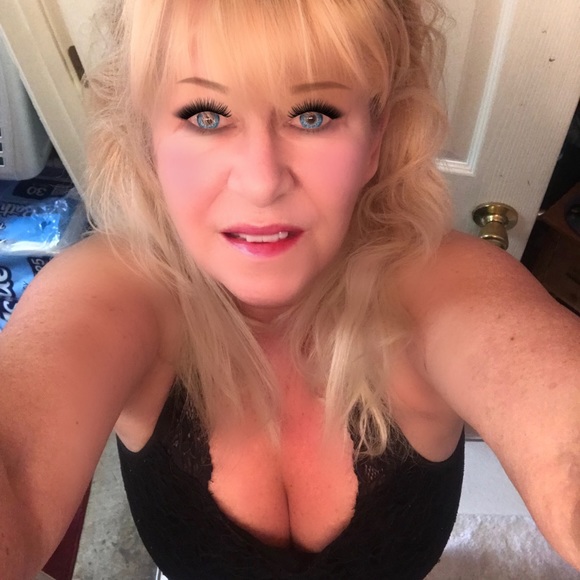 Meet your Posher, Ruby - Picture 5 of 11